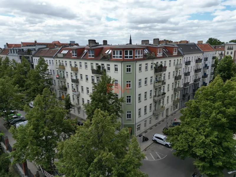 Wohnen im Herzen von Friedrichshain
Charmante 2-Zimmerwohnung mit Balkon — photo 1